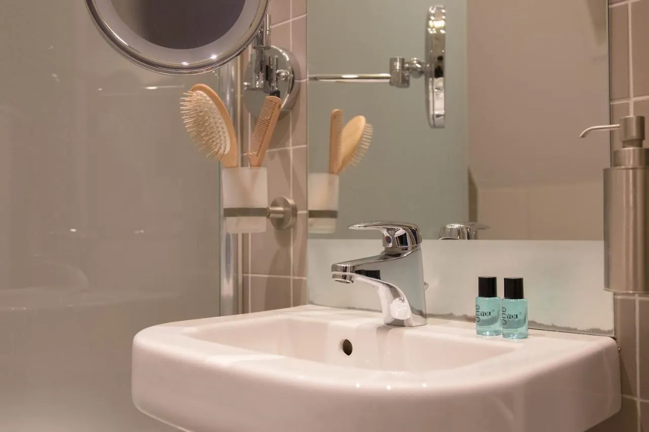 Amsterdam Canal Suites Apartment
